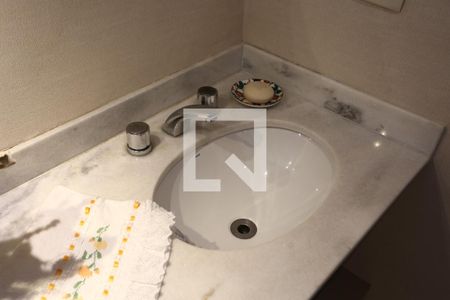 Apartamento à venda com 140m², 3 quartos e 3 vagasLavabo