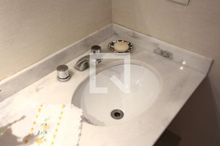 Apartamento à venda com 140m², 3 quartos e 3 vagasLavabo