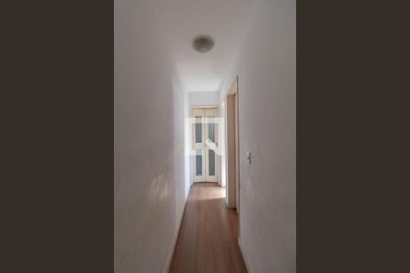 Corredor de apartamento à venda com 2 quartos, 48m² em Jardim Santa Teresinha, São Paulo