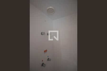 Apartamento para alugar com 60m², 2 quartos e 1 vaga Apartamento para alugar com 60m², 2 quartos e 1 vagaBanheiro