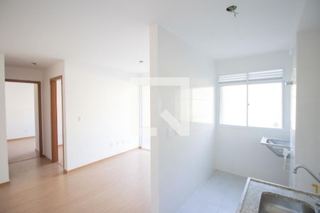 Apartamento para alugar com 60m², 2 quartos e 1 vaga Apartamento para alugar com 60m², 2 quartos e 1 vagaCozinha e Área de Serviço