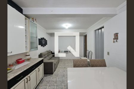Casa à venda com 100m², 5 quartos e 2 vagas Casa à venda com 100m², 5 quartos e 2 vagasCasa 3