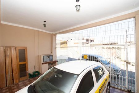 Casa à venda com 100m², 5 quartos e 2 vagas Casa à venda com 100m², 5 quartos e 2 vagasGaragem