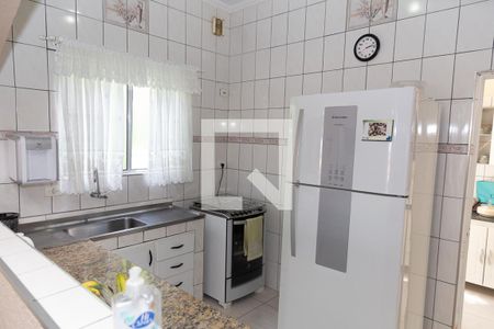 Casa à venda com 100m², 5 quartos e 2 vagas Casa à venda com 100m², 5 quartos e 2 vagasCozinha