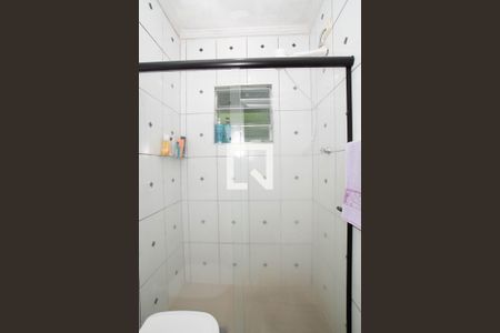 Casa à venda com 100m², 5 quartos e 2 vagas Casa à venda com 100m², 5 quartos e 2 vagasCasa 2