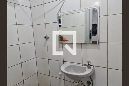Casa à venda com 100m², 5 quartos e 2 vagas Casa à venda com 100m², 5 quartos e 2 vagasCasa 3