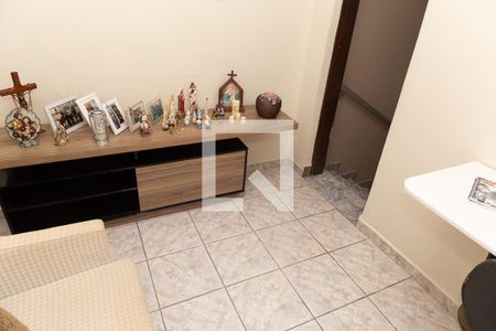 Casa à venda com 100m², 5 quartos e 2 vagas Casa à venda com 100m², 5 quartos e 2 vagasEscritório