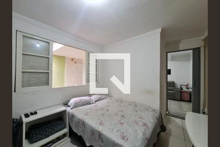 Casa à venda com 100m², 5 quartos e 2 vagas Casa à venda com 100m², 5 quartos e 2 vagasCasa 3