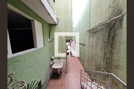 Casa à venda com 100m², 5 quartos e 2 vagas Casa à venda com 100m², 5 quartos e 2 vagasCasa 3