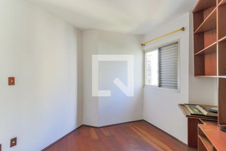 Apartamento à venda com 90m², 3 quartos e 1 vaga Apartamento à venda com 90m², 3 quartos e 1 vagaQuarto 2
