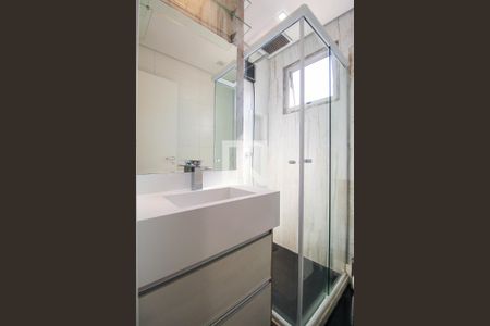 Banheiro de apartamento para alugar com 1 quarto, 50m² em Quarta Parada, São Paulo