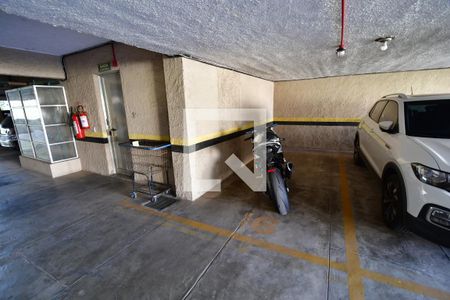 Garagemg de apartamento à venda com 3 quartos, 104m² em Centro, Campinas