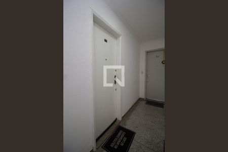 Hall de Entrada de apartamento à venda com 3 quartos, 65m² em Jardim Íris, São Paulo