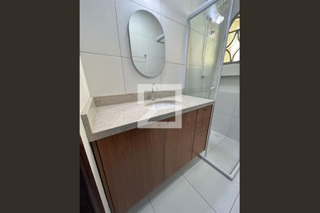 Casa para alugar com 200m², 5 quartos e 2 vagasBanheiro