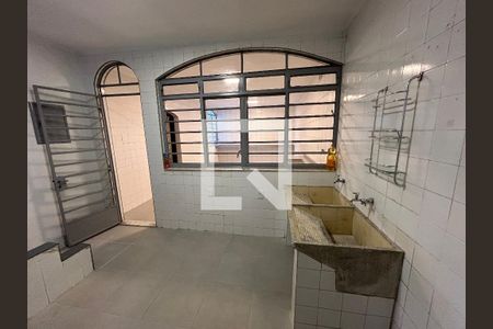 Casa para alugar com 200m², 5 quartos e 2 vagasLavanderia