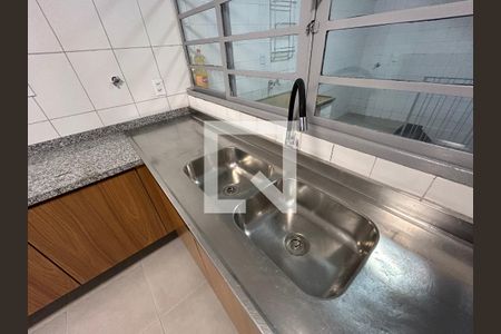 Casa para alugar com 200m², 5 quartos e 2 vagasCozinha