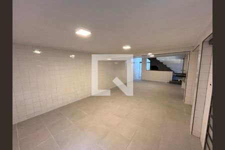 Casa para alugar com 200m², 5 quartos e 2 vagasChurrasqueira