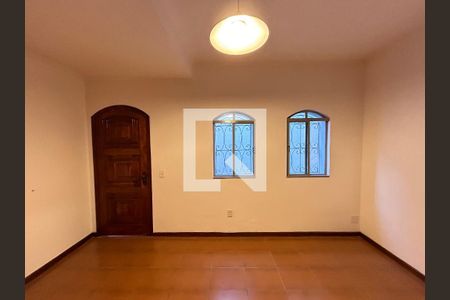 Casa para alugar com 200m², 5 quartos e 2 vagasSala de Jantar
