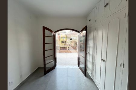 Casa para alugar com 200m², 5 quartos e 2 vagasSuite