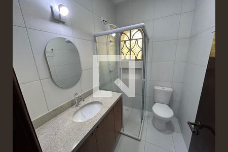 Casa para alugar com 200m², 5 quartos e 2 vagasBanheiro