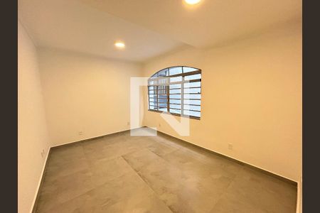 Casa para alugar com 200m², 5 quartos e 2 vagasEscritório