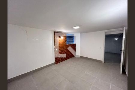 Casa para alugar com 200m², 5 quartos e 2 vagasQuarto extra