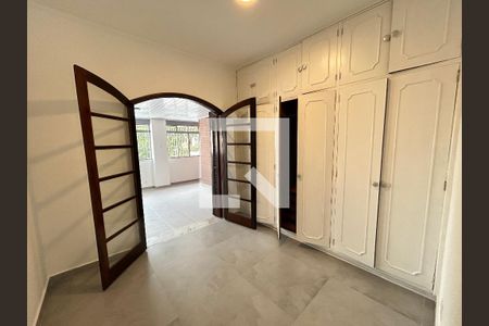 Casa para alugar com 200m², 5 quartos e 2 vagasSuíte 4