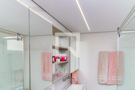 Apartamento à venda com 110m², 3 quartos e 1 vagaBanheiro da Suíte