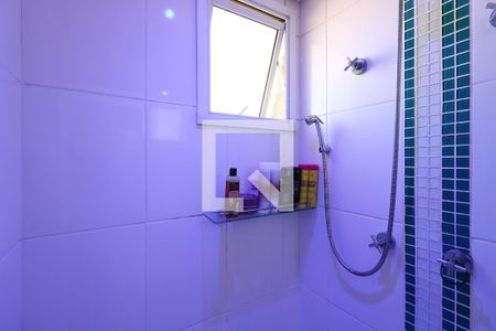 Apartamento à venda com 120m², 3 quartos e 3 vagasBanheiro da Suíte 2 - Box