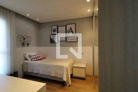 Apartamento à venda com 120m², 3 quartos e 3 vagasSuíte 2