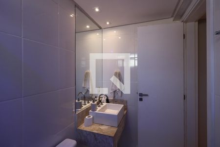 Apartamento à venda com 120m², 3 quartos e 3 vagasBanheiro da Suíte 2