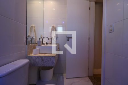 Apartamento à venda com 120m², 3 quartos e 3 vagasBanheiro da Suíte 2