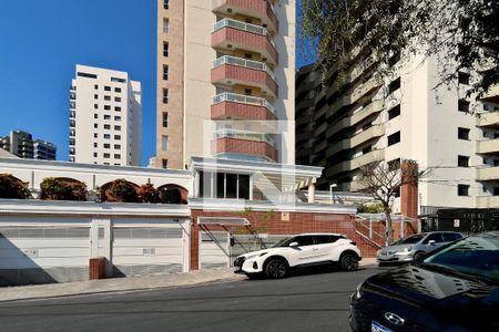 Apartamento à venda com 120m², 3 quartos e 3 vagasFachada