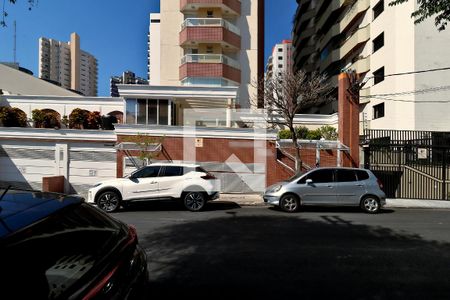 Apartamento à venda com 120m², 3 quartos e 3 vagasFachada