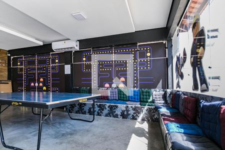 Apartamento para alugar com 48m², 2 quartos e sem vagaÁrea comum - Salão de Jogos