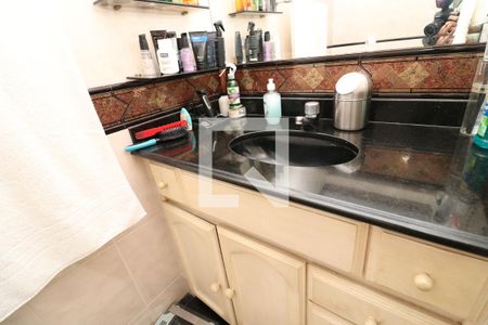 Apartamento à venda com 142m², 3 quartos e 2 vagasBanheiro da Suíte