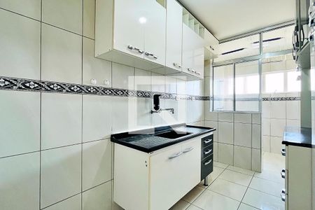 Cozinha de apartamento para alugar com 2 quartos, 61m² em Vila Leonor, Guarulhos