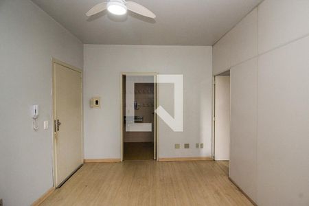 Apartamento à venda com 33m², 1 quarto e sem vagaSala