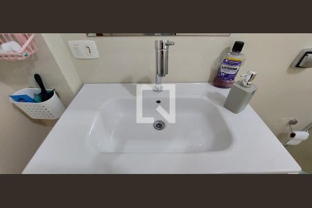 Apartamento à venda com 125m², 3 quartos e 1 vaga Apartamento à venda com 125m², 3 quartos e 1 vagaBanheiro 2