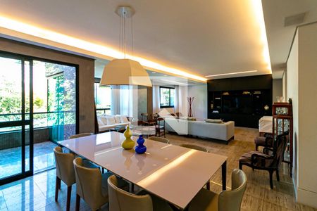 Sala de apartamento à venda com 4 quartos, 270m² em Serra, Belo Horizonte