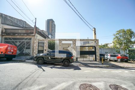 Casa de condomínio à venda com 70m², 2 quartos e 1 vaga Casa de condomínio à venda com 70m², 2 quartos e 1 vagaFachada