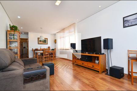 Sala de estar de apartamento à venda com 4 quartos, 144m² em Colégio Batista, Belo Horizonte