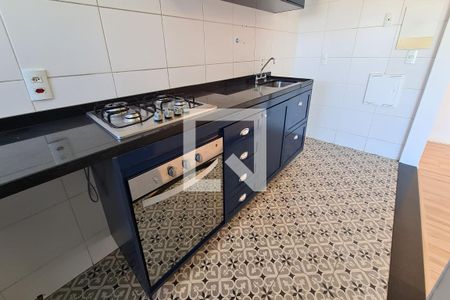 Apartamento à venda com 77m², 2 quartos e 1 vagaCozinha e Área de Serviço