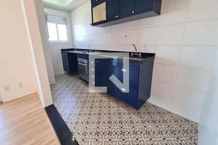 Apartamento à venda com 77m², 2 quartos e 1 vagaCozinha e Área de Serviço
