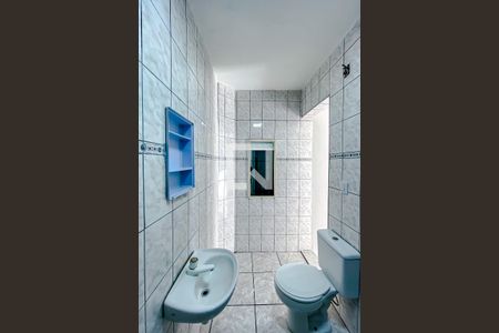 Apartamento à venda com 72m², 2 quartos e 2 vagasBanheiro da Suíte