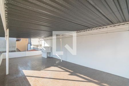 Casa para alugar com 229m², 2 quartos e 2 vagas Casa para alugar com 229m², 2 quartos e 2 vagasTerraço