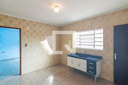 Casa para alugar com 229m², 2 quartos e 2 vagas Casa para alugar com 229m², 2 quartos e 2 vagasCozinha Edícula