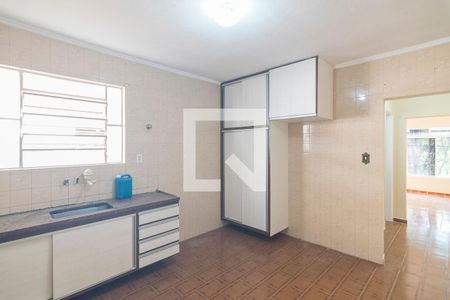 Casa para alugar com 229m², 2 quartos e 2 vagas Casa para alugar com 229m², 2 quartos e 2 vagasCozinha