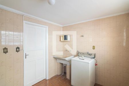 Casa para alugar com 229m², 2 quartos e 2 vagas Casa para alugar com 229m², 2 quartos e 2 vagasÁrea de Serviço