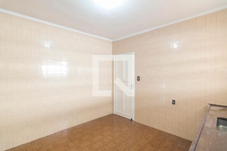 Casa para alugar com 229m², 2 quartos e 2 vagas Casa para alugar com 229m², 2 quartos e 2 vagasCozinha
